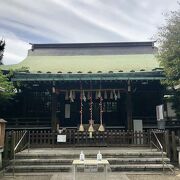 春の氷川神社