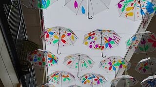 3000円以上のお買い物で駐車場無料です。