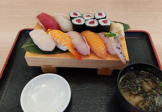 仙台でも安くて美味しいと人気のお寿司屋さん