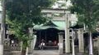 八丁堀にある盛りだくさんの神社