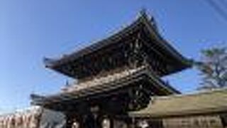 阪急電車の北摂初詣切符の定番の場所です。