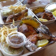 三種類のBox　フリフリチキン