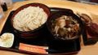 うどんに感動したの初めてかも