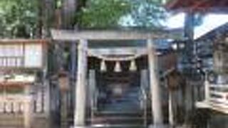 四間道にあります