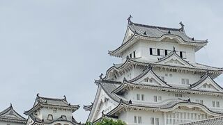 姫路城　別名　白鷺城