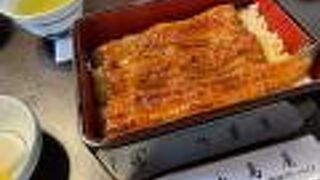 安定の美味しさの小島屋さん。受付順番には厳しく、家族連れは1人でも居ないと後に回されます。