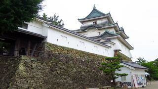 The symbol of Wakayama City, you can experience the historical changes and prosperity of the Kishu Clan