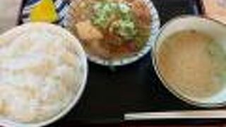 館の丸食堂