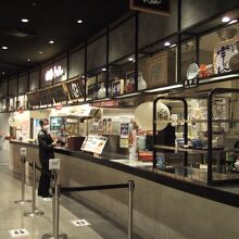フードコート内にあります