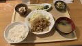 ランチを食べに行きました。