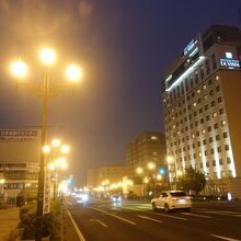 夜霧がむせび泣いているようです