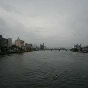 松江中心部を流れる川