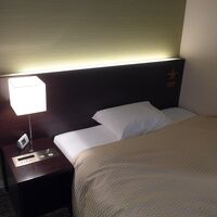 まずまずの広さのベッド