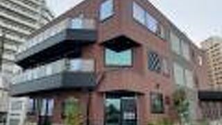 猿島や第二海堡の展示があるビジターセンター