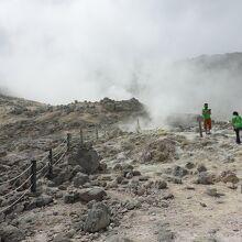 足場も悪いのに重大事故が起こらない不思議。