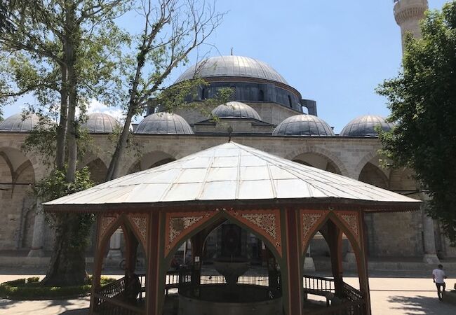 アリパシャ モスク (トカット)