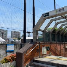 聖火リレーで閉鎖されたグランド