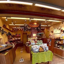 舟和 仲見世１号店