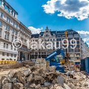 「カイザーグルフト」の前から始まる広場は、訪問した時大規模な工事中でした。