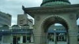 在日インド人協会が建立