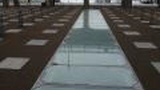 写真付きの案内板があります