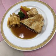 居ながらにして各国の料理