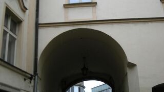 中世の香り漂う街並み