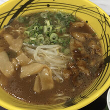 徳島ラーメンです