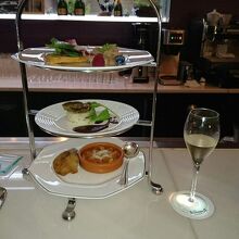 シャンパンとスイーツ