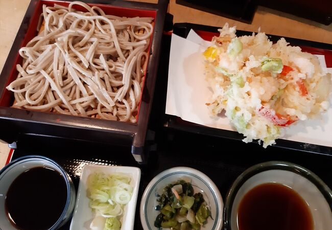 地下鉄南北線富沢駅界隈では定番の蕎麦屋さん