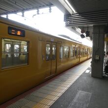 山陽本線下り普通三原行き・岡山駅１２：５５発入線して来ました
