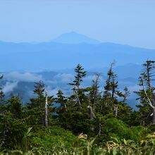 八方から特定しやすい津軽富士の岩木山