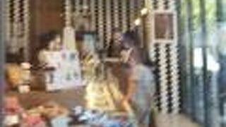 クッキーとかチョコレートいつもお土産用にテイクアウトさせて頂いています。