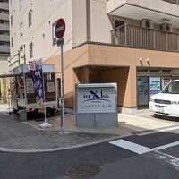 ちょっと中に入るので見えづらい。