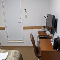 シングルですから広くは有りませんが、とにかく清潔！