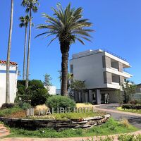 MALIBU HOTEL