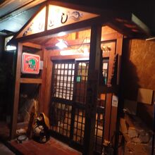 店舗入り口