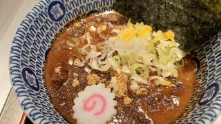 チャーシューはうまいけど、つけ麺には合わないような。。