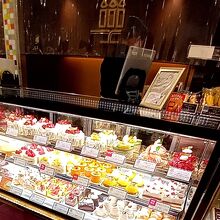 HENRI CHARPENTIER 松屋銀座店