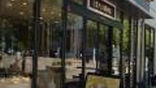 ソフトクリームで生チョコをトッピング