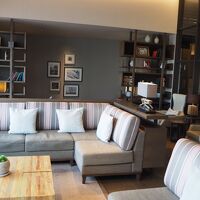 家具が素敵なラウンジ