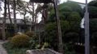 滑車や覆いの屋根もあります