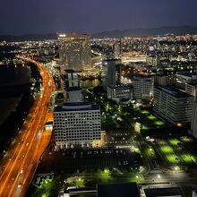 福岡都市高速とヤフオクドーム方面の景色