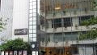 地下鉄東梅田からが一番近い