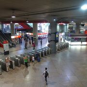 セルカニアスが発着するアトーチャ駅