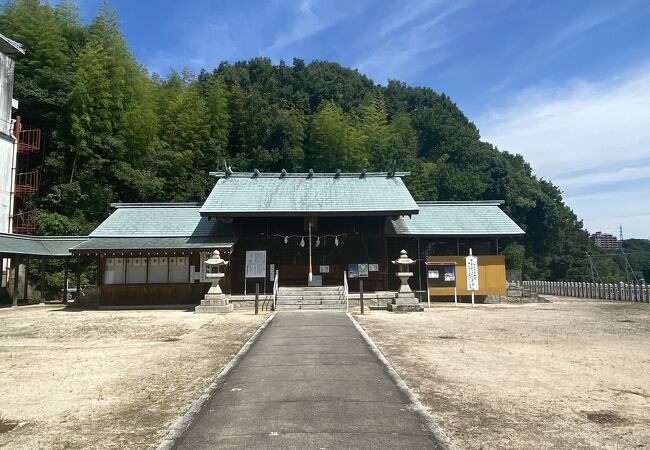 岩国護国神社