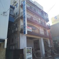 1・2階はスナック