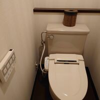 部屋トイレの様子です。