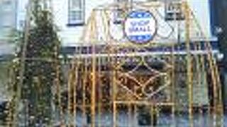 シンプルで品のあるイルミネーション