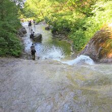 カムイワッカ湯の滝 